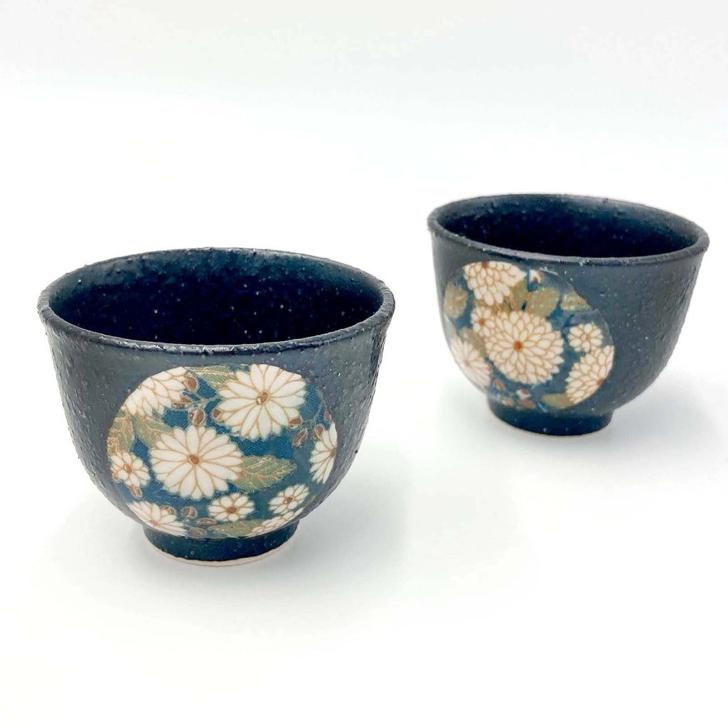 Yokode Kyusu tea cups displaying floral motif.